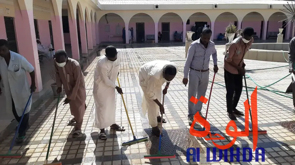 Tchad : une opération de salubrité à l'hôpital de la liberté