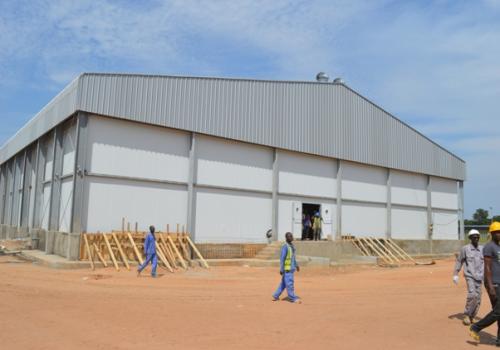 Tchad : l'abattoir moderne de Moundou pourra produire 20.000 tonnes de viande par an. © PR
