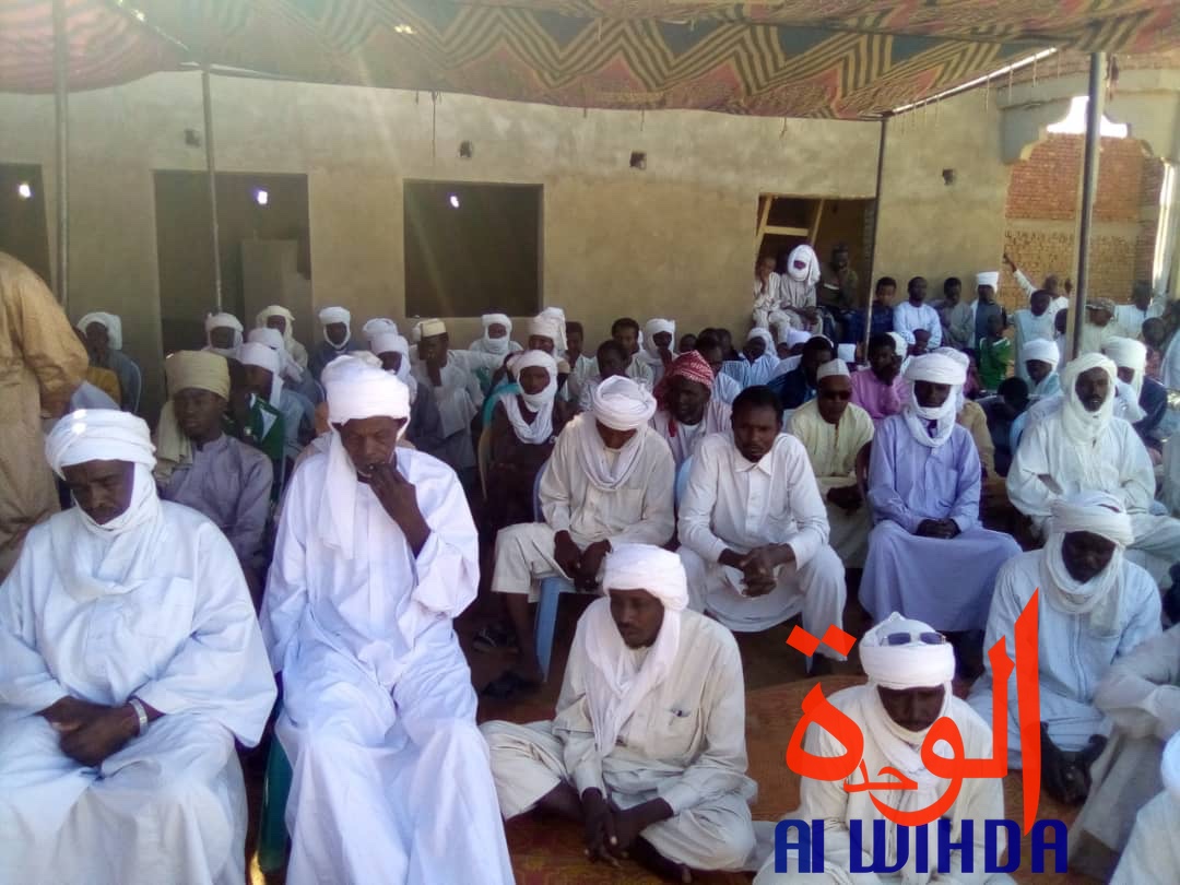 Tchad : à l'Est, la sensibilisation au désarmement porte ses fruits Tchad : à l'Est, la sensibilisation au désarmement porte ses fruits