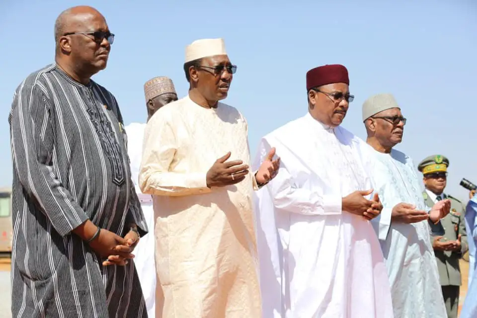 Les chefs d'Etat du G5 Sahel rendent hommage au Niger. © PR/Niger