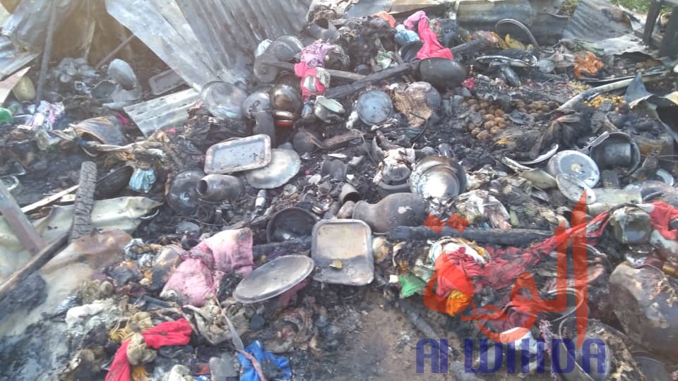 Tchad : incendie au marché de Diguel à N'Djamena Tchad : incendie au marché de Diguel à N'Djamena