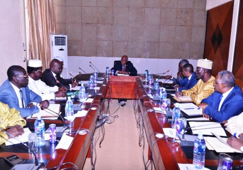 Tchad : rencontre entre le gouvernement et les syndicats à la Présidence. © PR