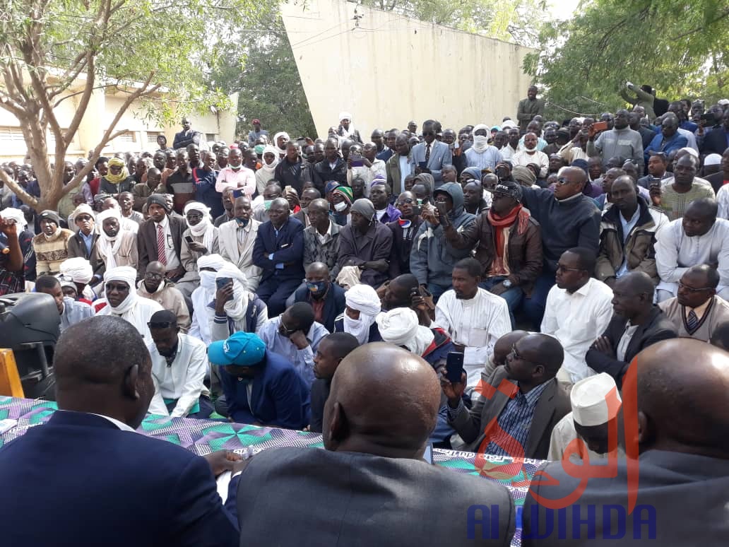 Tchad : les fonctionnaires menacent de partir en grève lundi 