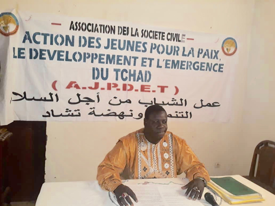 Le président de l’Action des Jeunes pour la Paix, le Développement et l’Emergence du Tchad (AJPDET), Mahamat El-Mahadi Abderamane. © Alwihda Info Le président de l’Action des Jeunes pour la Paix, le Développement et l’Emergence du Tchad (AJPDET), Mahamat El-Mahadi Abderamane. © Alwihda Info