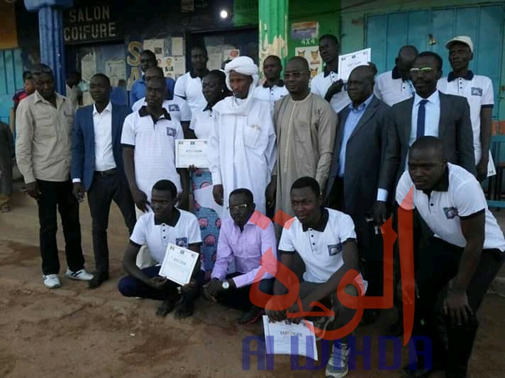 Tchad : à Mongo, des attestations de fin de formation remises à des étudiants. © Adam Ibrahim/Alwihda Info