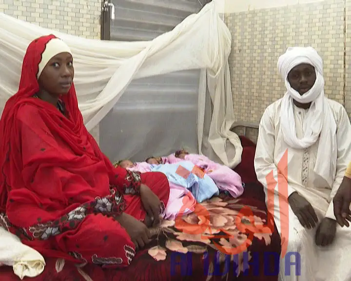 Tchad : une femme accouche de triplés, ils sont en bonne santé. © Abba Issa/Alwihda Info