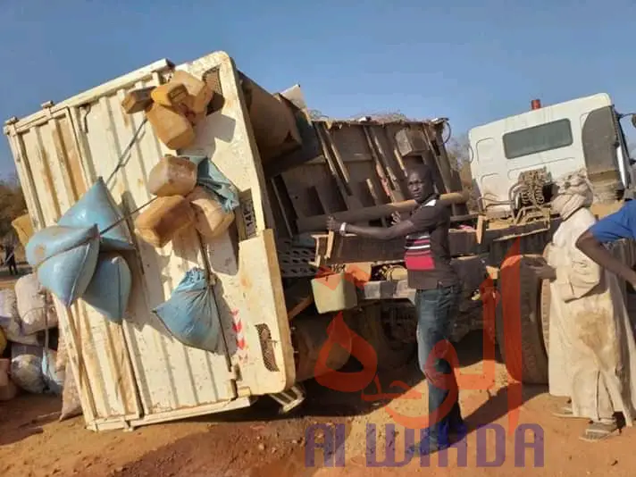 Tchad : 3 blessés après le renversement d'un gros porteur à Koukou Angarana. © Mahamat Issa Gadaya/Alwihda Info