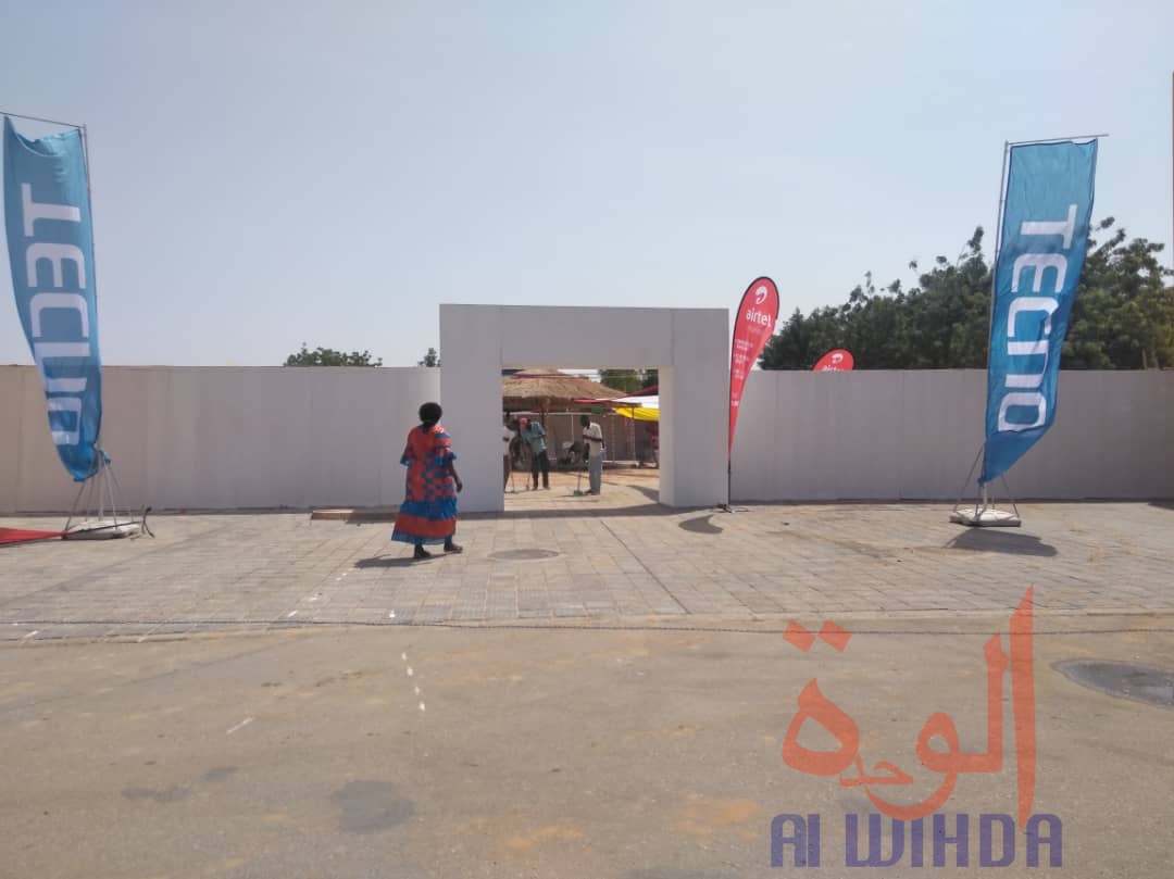 La Maison nationale de la femme organise des évènements pour la SENAFET 2020. © Malick Mahamat Tidjani/Alwihda Info La Maison nationale de la femme organise des évènements pour la SENAFET 2020. © Malick Mahamat Tidjani/Alwihda Info