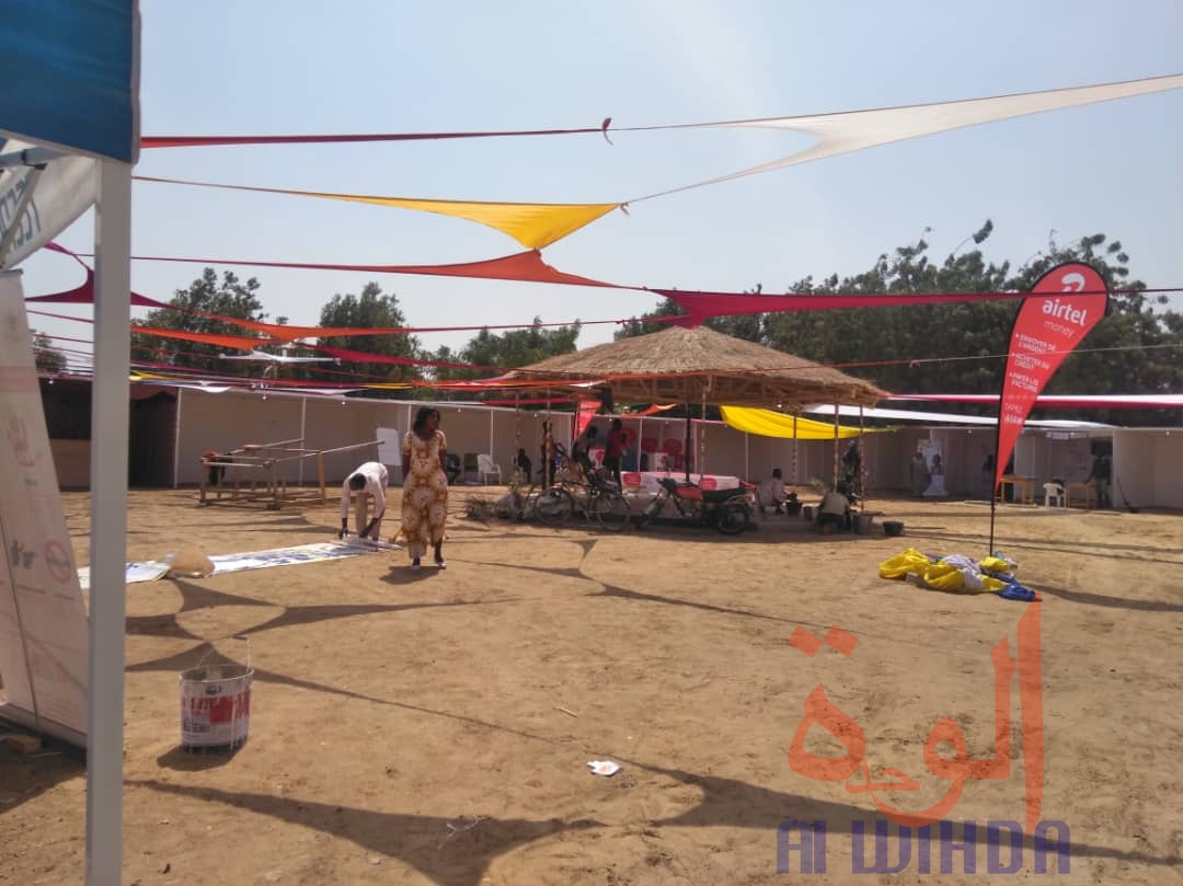 La Maison nationale de la femme organise des évènements pour la SENAFET 2020. © Malick Mahamat Tidjani/Alwihda Info La Maison nationale de la femme organise des évènements pour la SENAFET 2020. © Malick Mahamat Tidjani/Alwihda Info