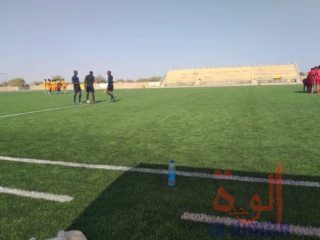 Tchad : premier match officiel sur gazon synthétique à Abéché. © Hamid Mahamat Issa/Alwihda Info