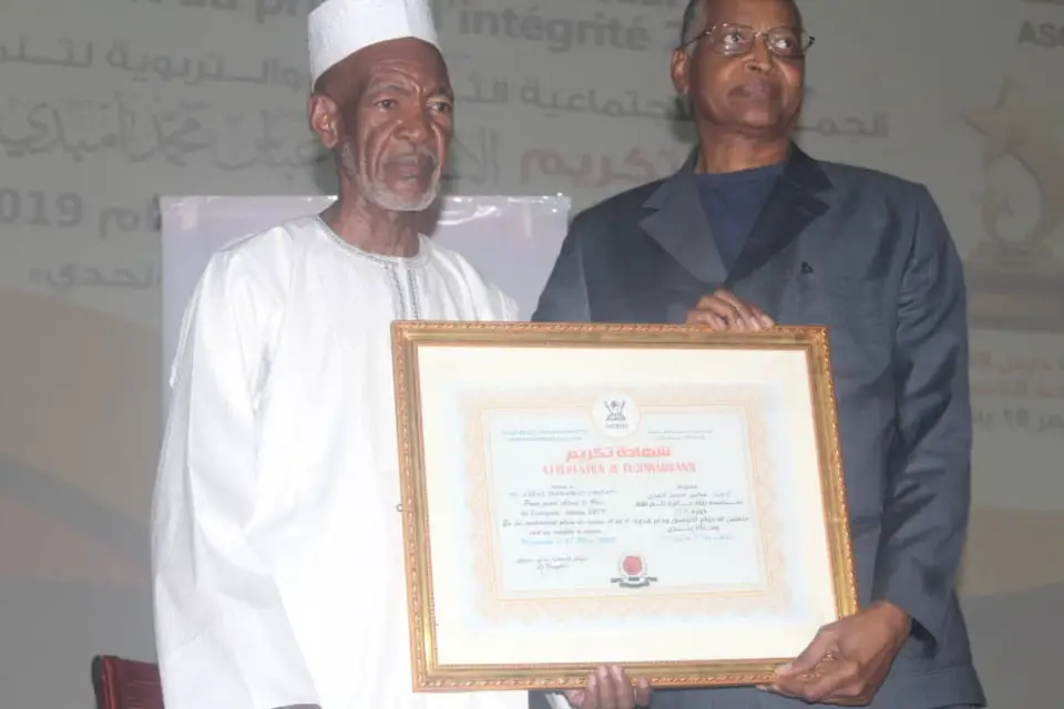 Tchad : le prix de l'intégrité décerné à Abbas Mahamat Ambadi. © Abakar Chérif Hamid/Alwihda Info