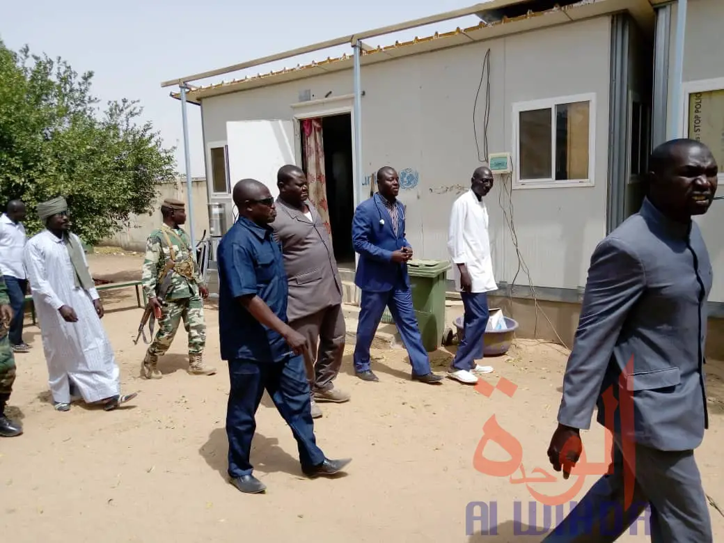 Tchad : le gouverneur de Sila inspecte les services administratifs. © Mahamat Issa Gadaya/Alwihda Info