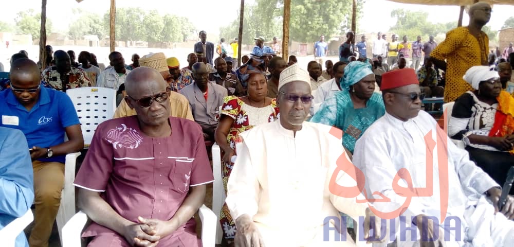 Tchad : à Laï, un nouveau chef au grand quartier autochtone Taba. © Éric Guedi/Alwihda Info Tchad : à Laï, un nouveau chef au grand quartier autochtone Taba. © Éric Guedi/Alwihda Info