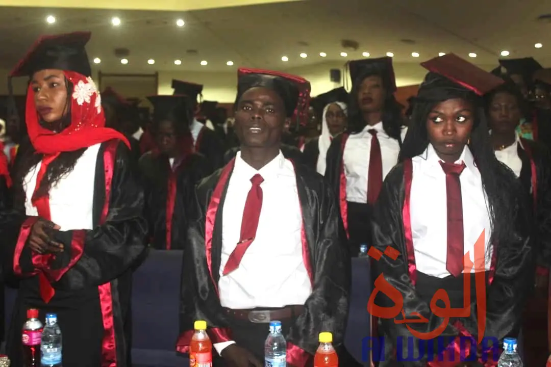 Tchad : parchemin de fin d'études pour la promotion universitaire Nadji Madou