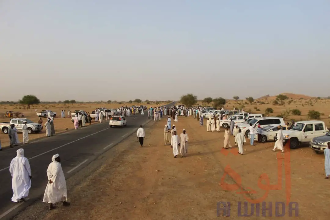 Tchad : la délégation de Ahmat Bachir à Abéché pour l'intronisation du sultan du Ouaddaï. © Alwihda Info