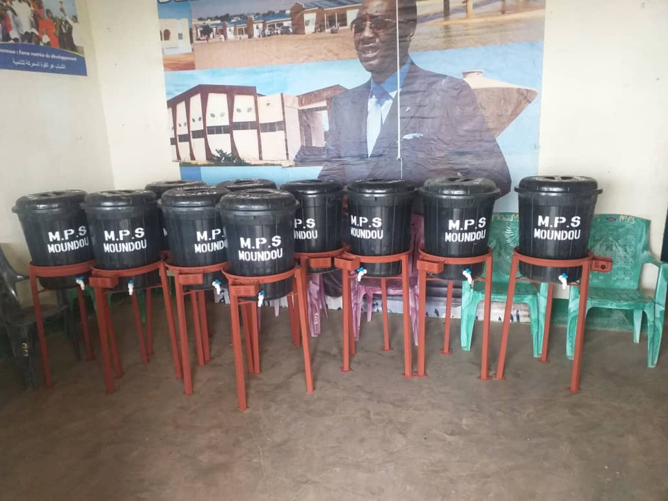 Tchad - Covid-19 : des kits d'hygiène offerts par le MPS à Moundou. © DR Tchad - Covid-19 : des kits d'hygiène offerts par le MPS à Moundou. © DR