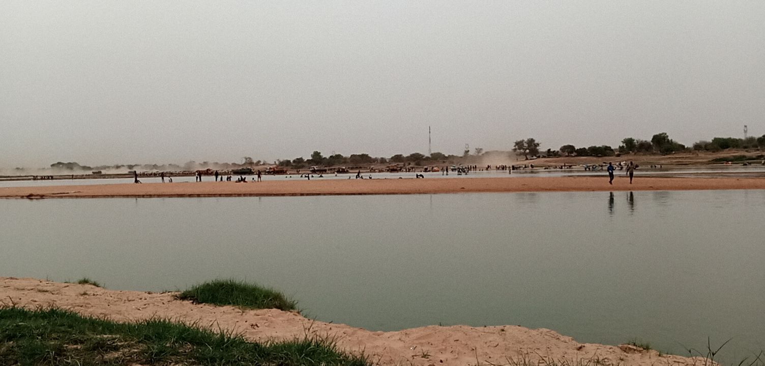 Tchad : à N'Djamena, le fleuve offre du réconfort pendant la canicule. © Djibrine Haïdar/Alwihda Info