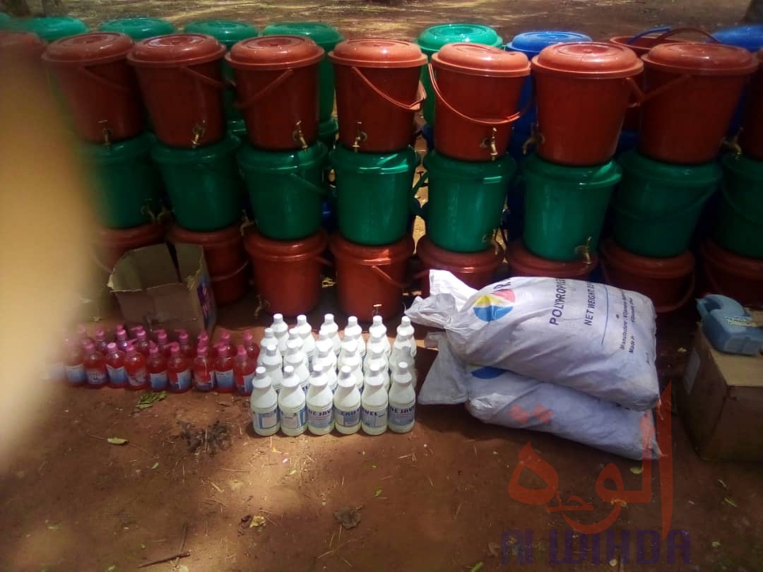 Tchad : les cadres du Logone Occidental apportent leur appui à la province. © Golmen Ali/Alwihda Info Tchad : les cadres du Logone Occidental apportent leur appui à la province. © Golmen Ali/Alwihda Info