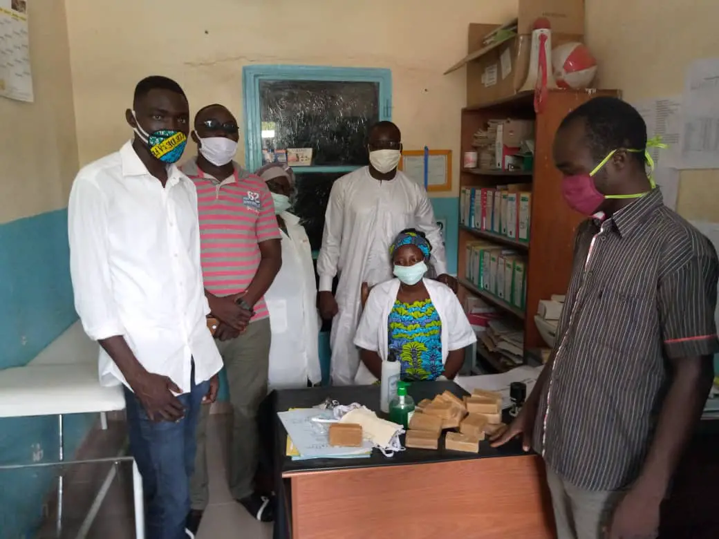 Tchad : Le bureau de l'UNET vient en aide au centre de la léproserie d'Habena. © Kelvin Mendig-lembaye Djetoyo/Alwihda Info