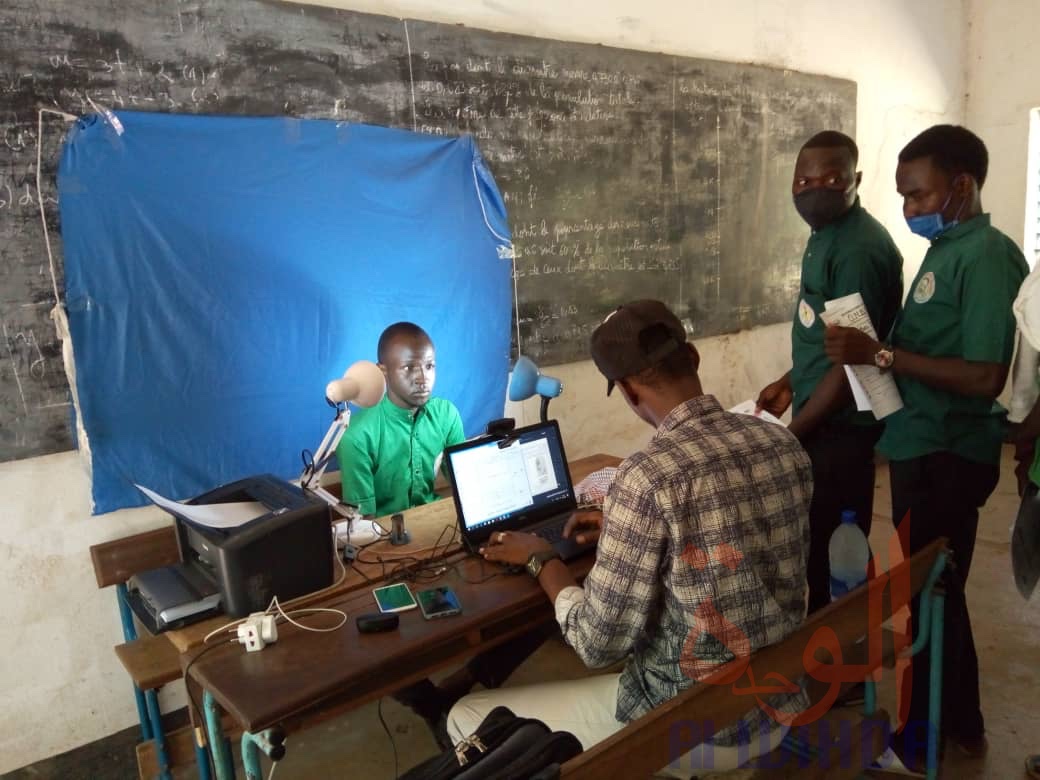 Tchad - Baccalauréat : à Moundou, enrôlement de plus de 4000 candidats. © Golmem Ali/Alwihda Info