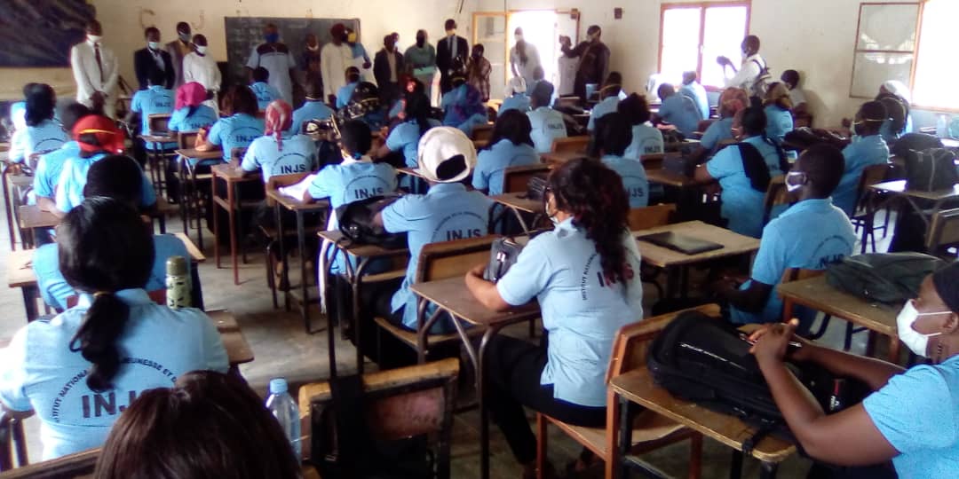 Tchad : les étudiants de l'ENS et de l'INJS reçoivent des kits d'hygiène à N'Djamena. © Mahamat Abdramane Ali Kitire/Alwihda Info