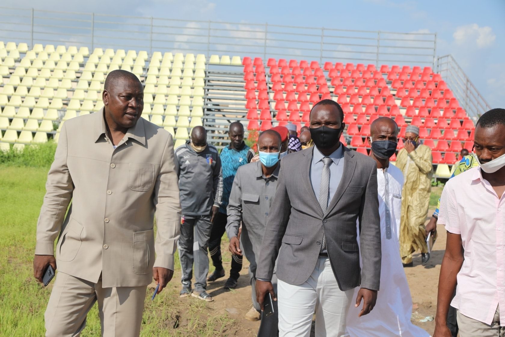 Tchad : au stade de Diguel, les travaux du terrain de football sont finalisés à plus de 80%. © Min. Jeunesse