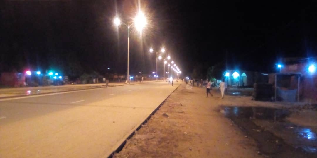 Tchad : la joie à Ndjari après l'éclairage d'une nouvelle route goudronnée