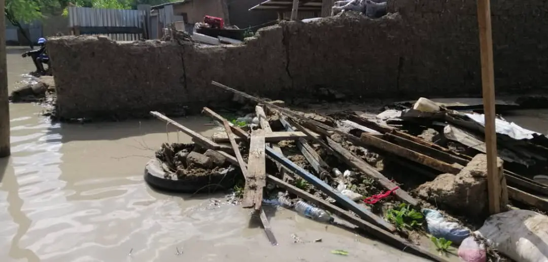 Tchad : la pluie entraine de nouveaux écroulements de maisons à Dembé