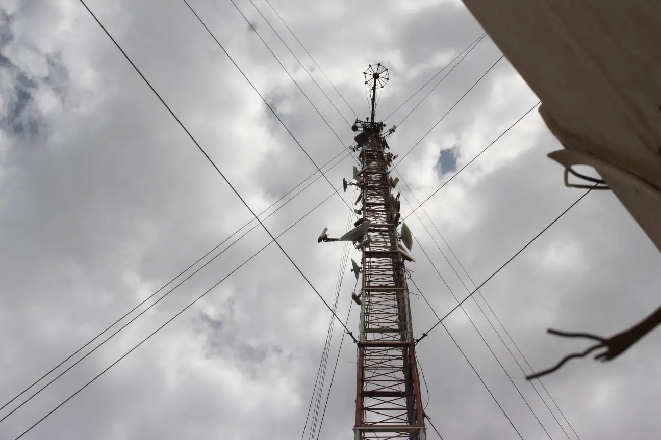 Une antenne réseau au Tchad. Illustration © ARCEP