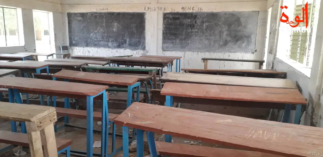 Une salle de classe à N’Djamena. Crédits : Ben Kadabio/Alwihda Info