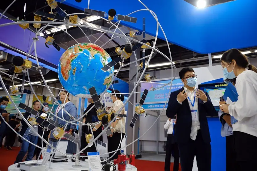 The second high-tech exhibition of Liaoning province and the high-tech exhibition of five northern provinces kicks off at Liaoning Industrial Exhibition Hall, Sept. 18. Photo by Huang Jinkun, People’s Daily Online
