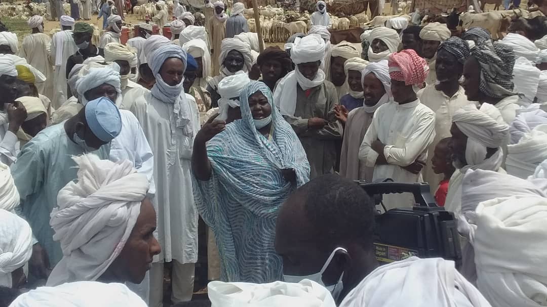 Tchad : à Ati, une large sensibilisation dans les marchés pour la révision du fichier électoral. © Hassan Djidda Hassan/Alwihda Info