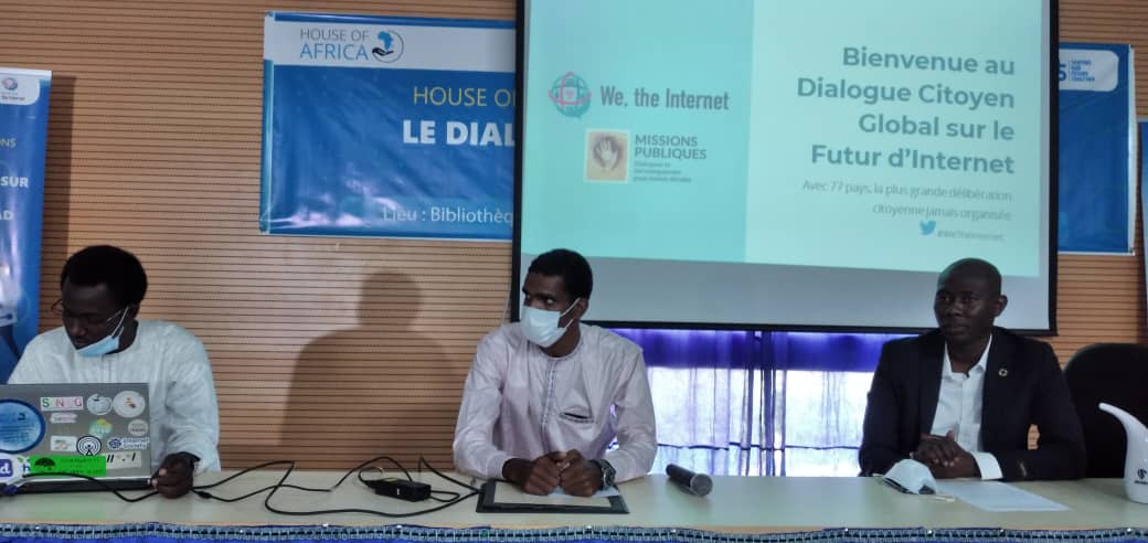 Tchad : l'avenir d'Internet au centre d'un dialogue citoyen organisé par House of Africa. © Malick Mahamat/Alwihda Info Tchad : l'avenir d'Internet au centre d'un dialogue citoyen organisé par House of Africa. © Malick Mahamat/Alwihda Info