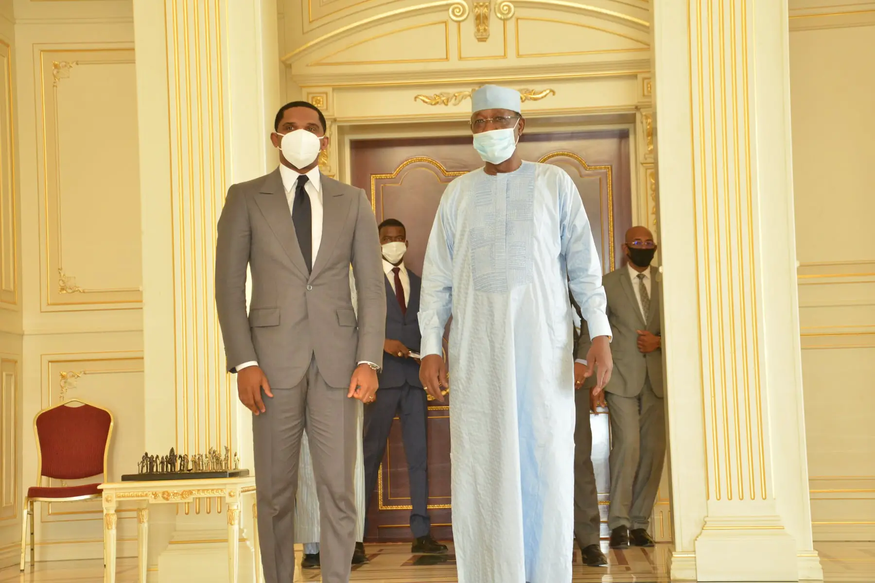 Tchad : Samuel Eto'o reçu à la Présidence. © PR