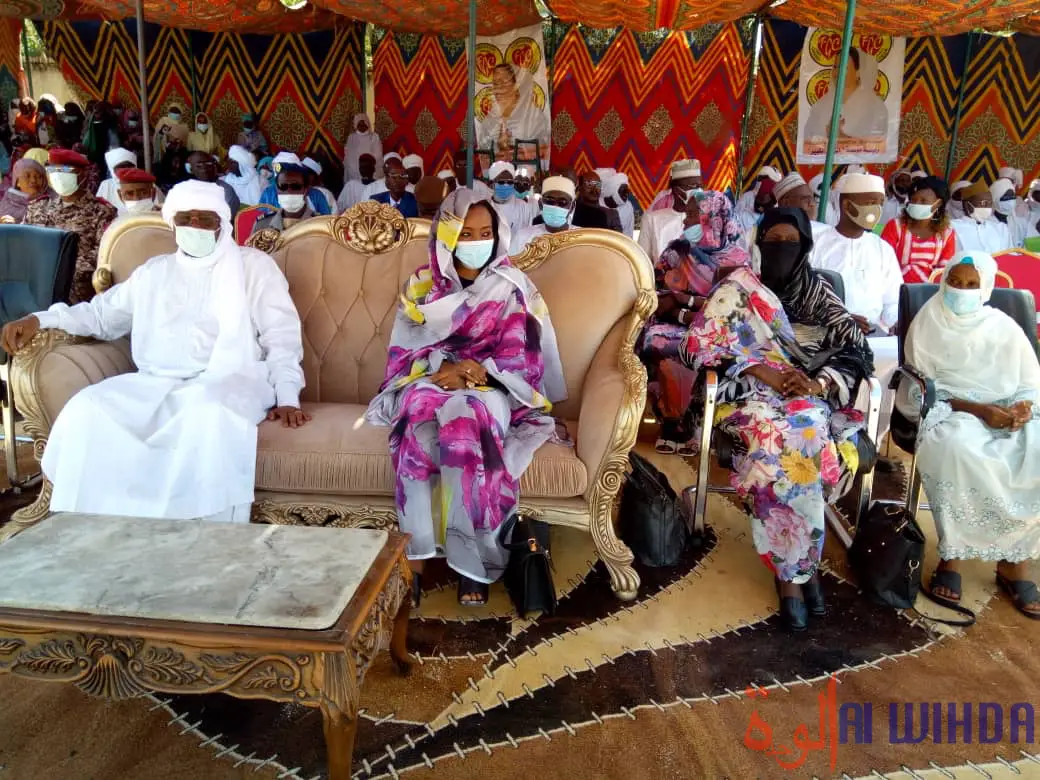 Tchad : des organisations féminines du Ouaddaï reçoivent du matériel pour leur autonomisation. © Hamid Mahamat Issa, Abba Issa/Alwihda Info