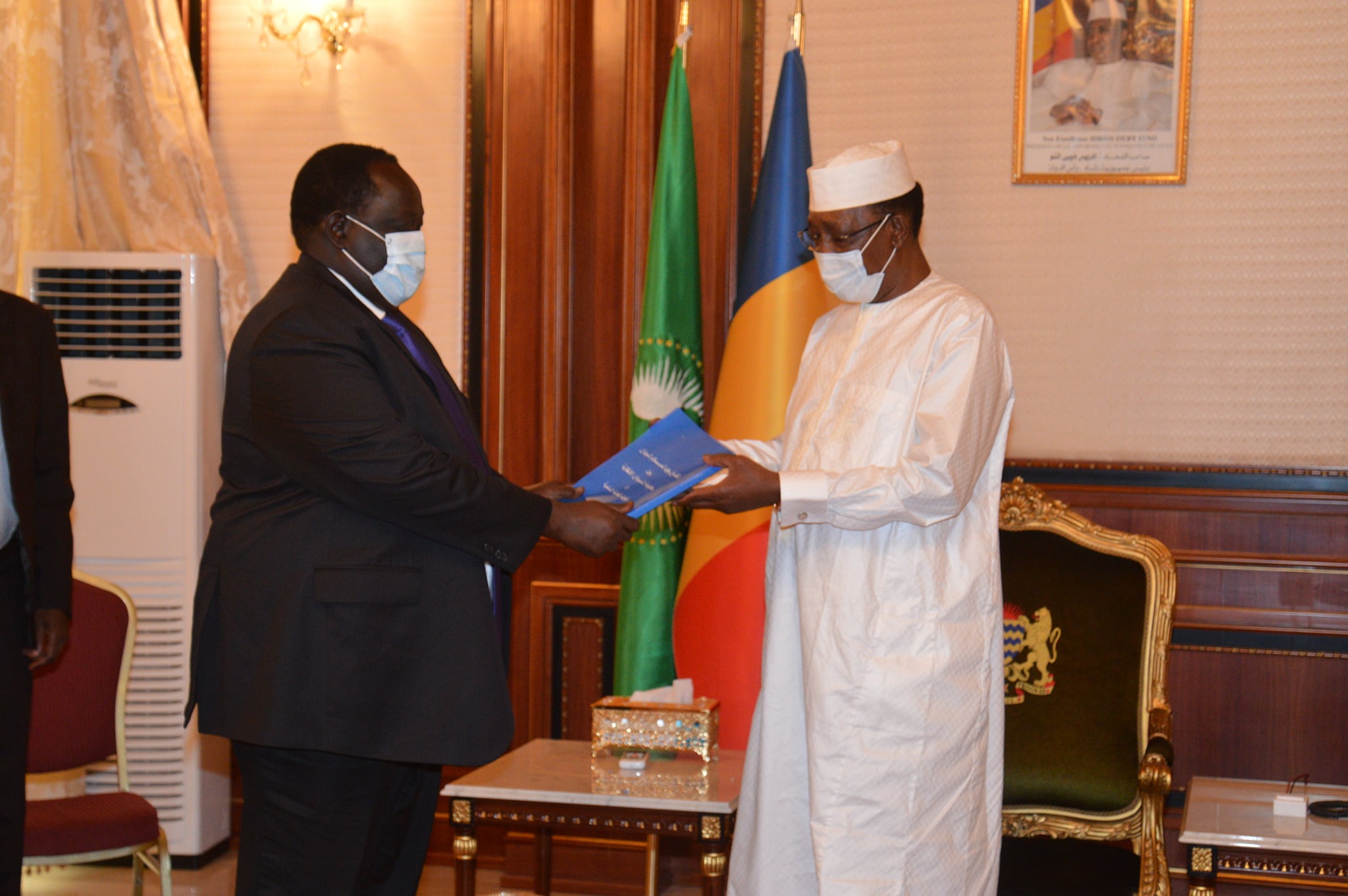 Tchad : un émissaire sud-soudanais reçu à la Présidence. © PR