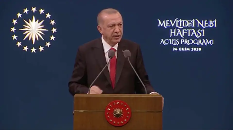 Le président Erdogan appelle les Turcs à boycotter les produits français