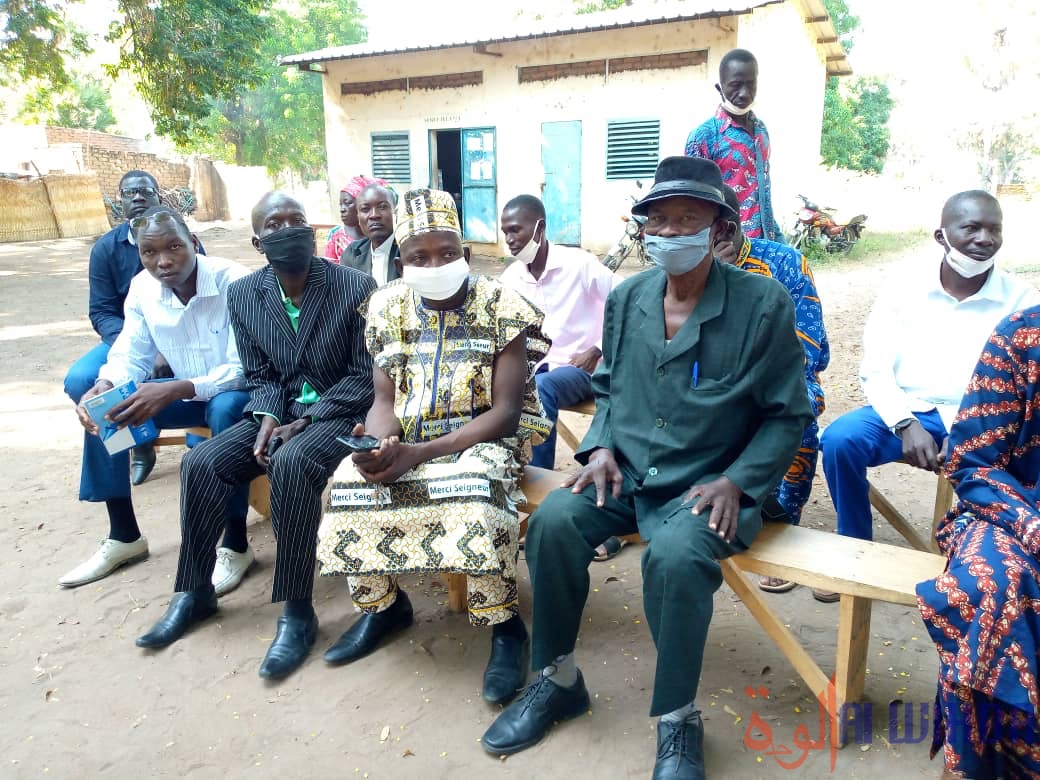 Tchad : à Laï, passation de service à la direction du CEG n°1 Tchad : à Laï, passation de service à la direction du CEG n°1