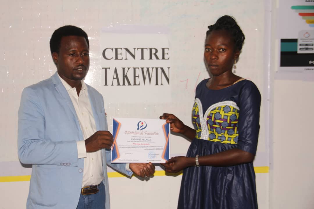 Tchad : le centre Takewin honore les bénéficiaires d'une formation en montage de projets Tchad : le centre Takewin honore les bénéficiaires d'une formation en montage de projets