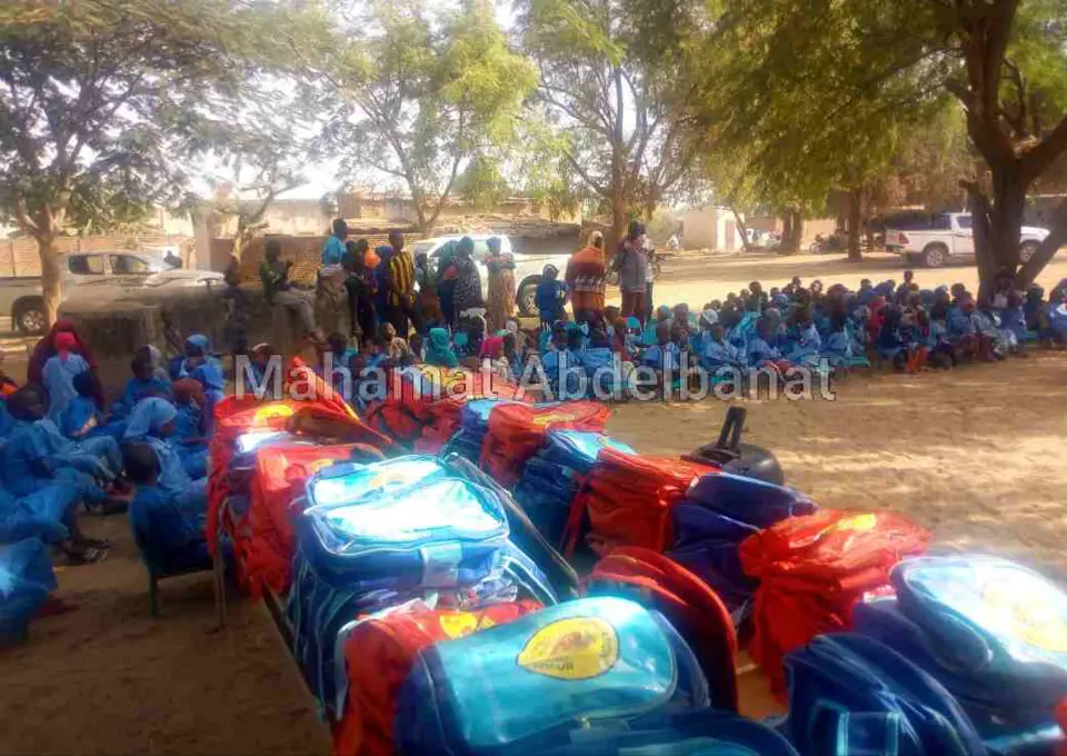 Tchad : la Fondation Grand Cœur offre des kits scolaires aux enfants du Salamat