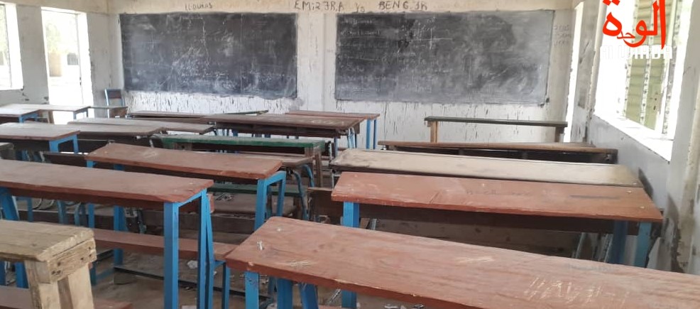 Une salle de classe dans le 7ème arrondissement de N'Djamena. ©️ Djibrine Haïdar/Alwihda Info Une salle de classe dans le 7ème arrondissement de N'Djamena. ©️ Djibrine Haïdar/Alwihda Info