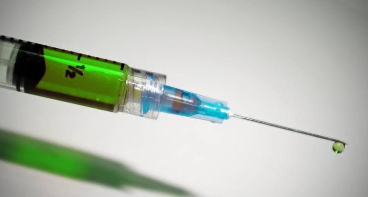 Vaccin anti-Covid-19 : Faut-il mutualiser la fabrication ?