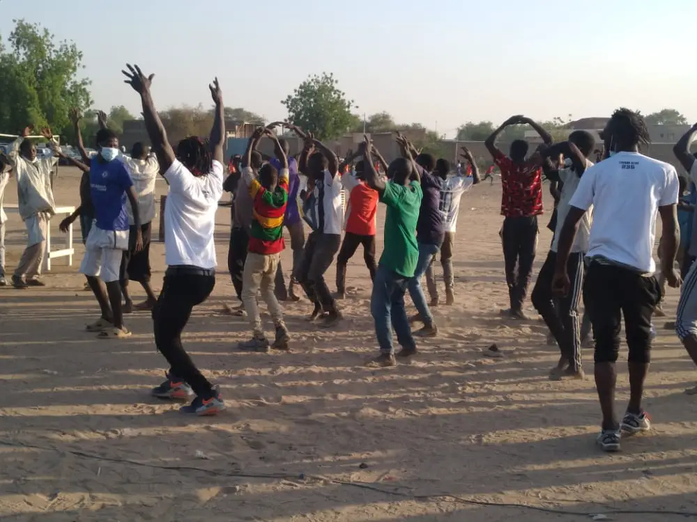 Tchad : Dakouna Espoir présente la "danse du Maréchal" avec les enfants de la rue
