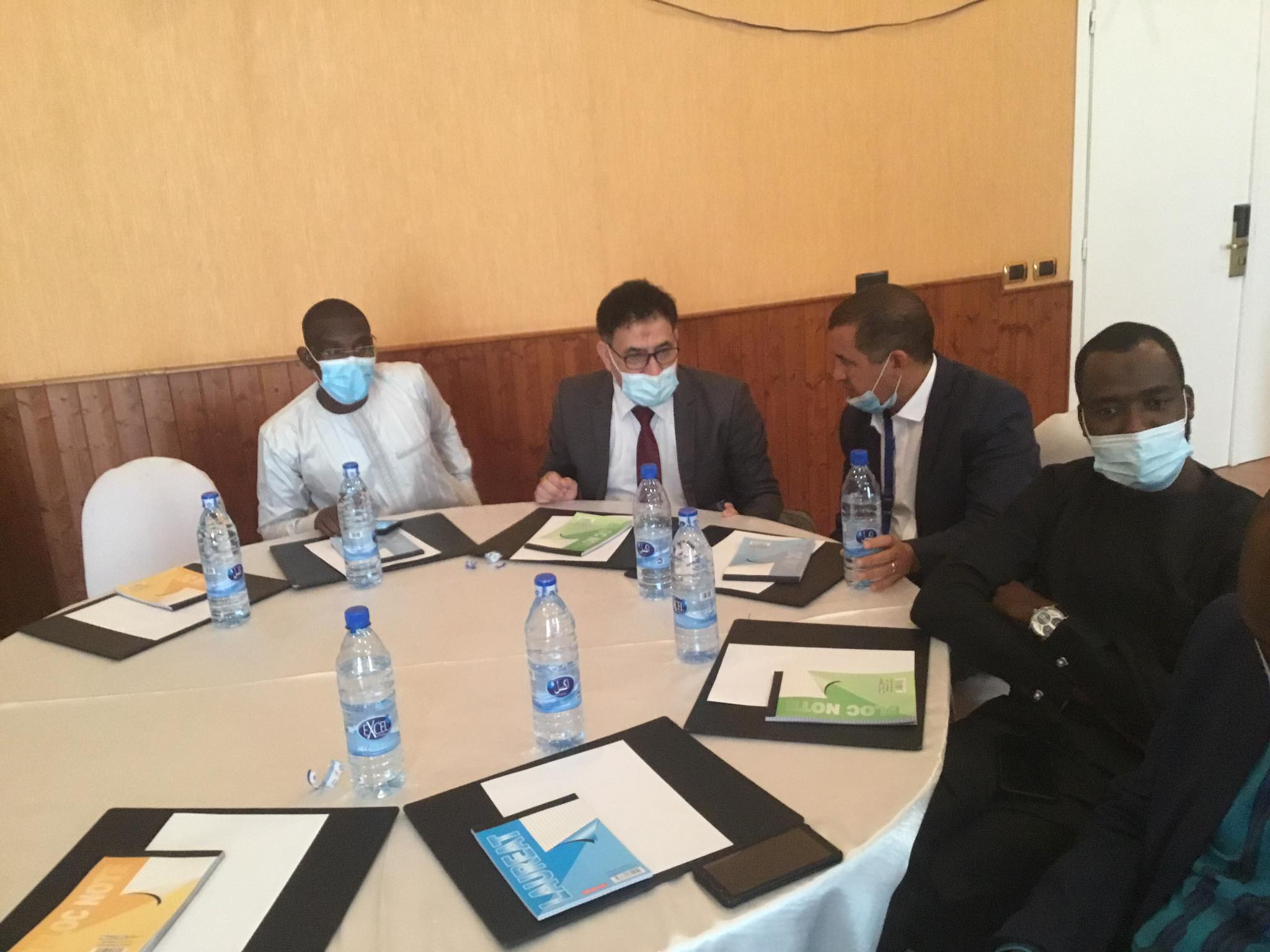 Remise de cadeaux aux anciens clients : Moov Africa récompense sa fidèle clientèle Remise de cadeaux aux anciens clients : Moov Africa récompense sa fidèle clientèle