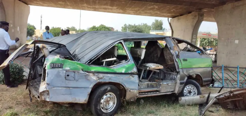 N'Djamena : un conducteur détruit son véhicule dans un accident