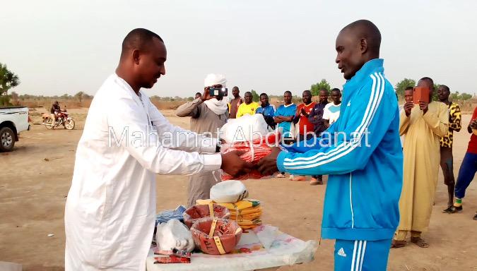 Tchad : La délégation des Sports du Salamat remet des équipements à Am-Timan