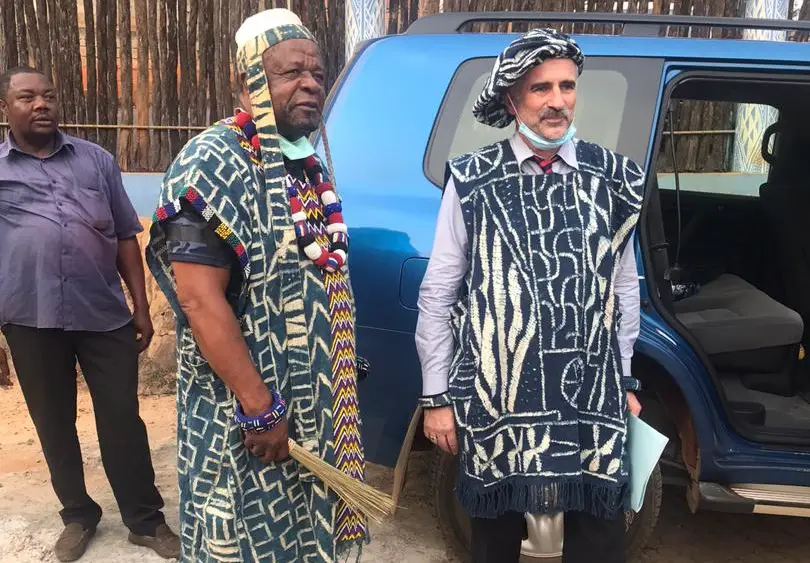 Cameroun : Le Haut-Commissaire du Canada visite la chefferie Bazou