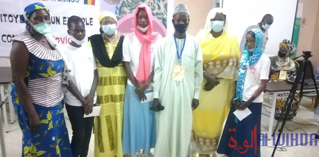 Tchad : des collégiennes participent à un concours d'art oratoire à Mongo