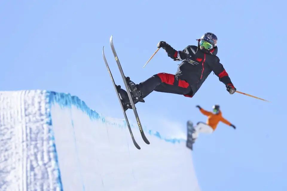 Chinese national team of half-pipe skiing is training at the Zhangjiakou Chongli Yunding Ski Resort, north China's Hebei Province, Feb. 4, 2021. (Photo by Wu Diansen/People's Daily Online)
