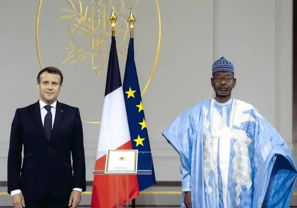 France : le nouvel ambassadeur du Tchad Kedallah Younous a présenté ses lettre de créances